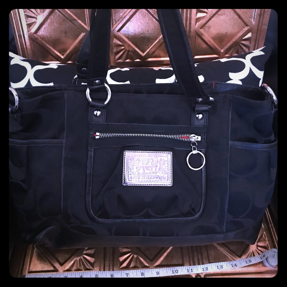 Coach Tote beautiful!!